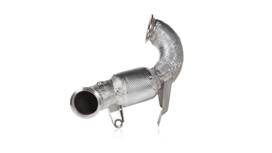 Akrapovic Downpipe mit Cat (SS) DP-ME/SS/3/1 für Mercedes AMG A 45 (W117) / AMG CLA 45 (C118, X118) / GLA 45 (H247)